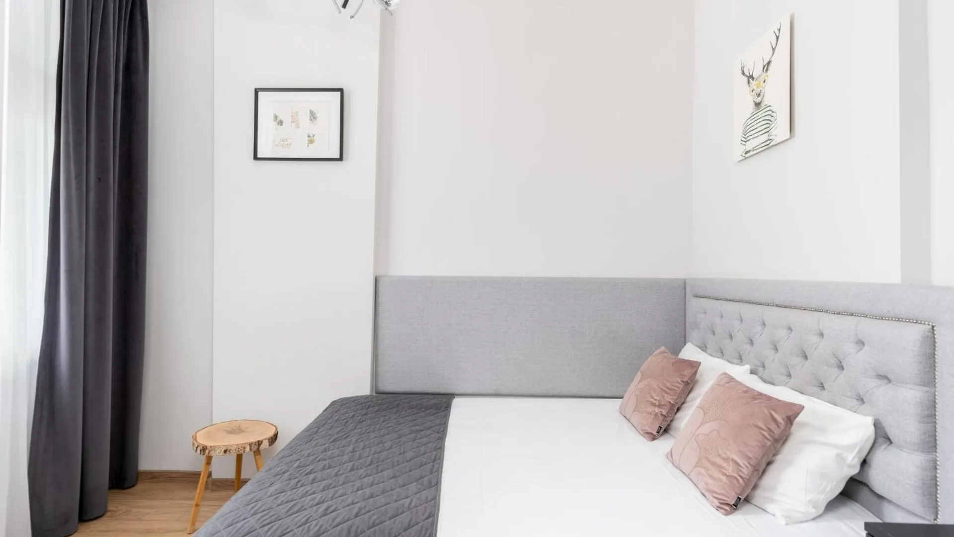Wawel Boutique Residence - Krakow Old Town Apartahotel
